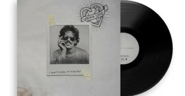 Lucky Love Vinyle Care Burns